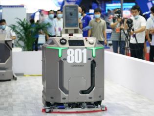 2022世界机器人博览会：百余家企业携500余件展品“炫技”高精尖