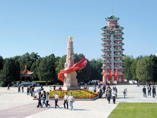 万水千山只等闲｜从会师走向新的胜利